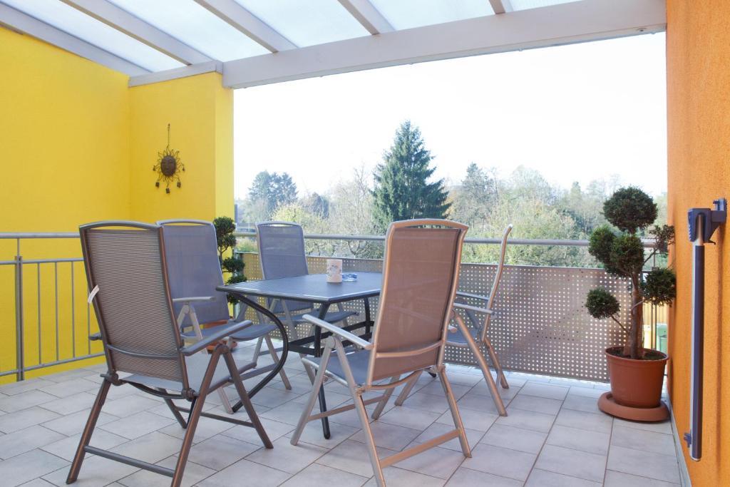 Ferienwohnungen Abendsonne - garantierte EP Tickets NEU WG1-3 mit Lift Rust Zimmer foto